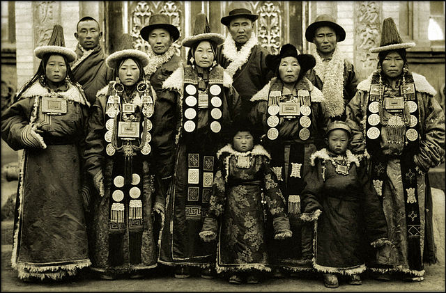 640px-Family_In_Lanchow,_China_1944_Fr._Mark_Tennien_Restored